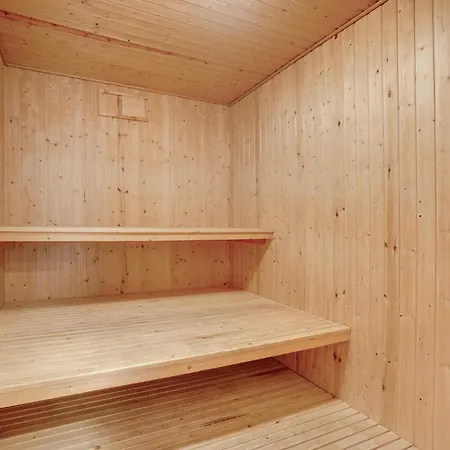 Gorgeous In With Sauna Vakantiehuis