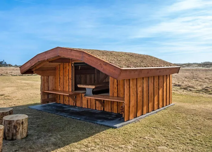 Amazing In With Sauna Тистед